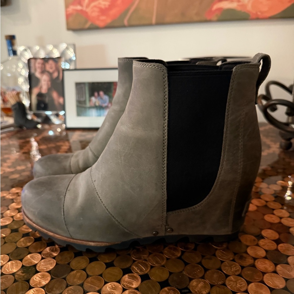 Sorel Joan Women's Gray Ankle Booties